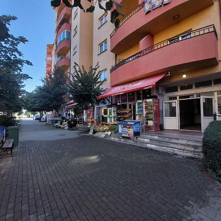 My Home In Prishtina - Spacious & Cozy 2Br Apartment With Balcony Pristina Exterior photo