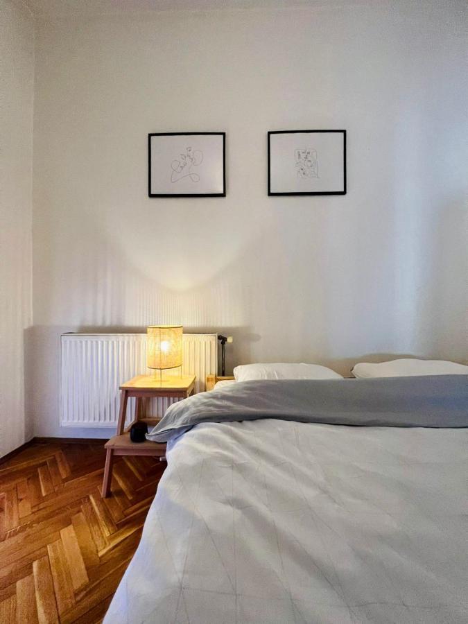 My Home In Prishtina - Spacious & Cozy 2Br Apartment With Balcony Pristina Exterior photo