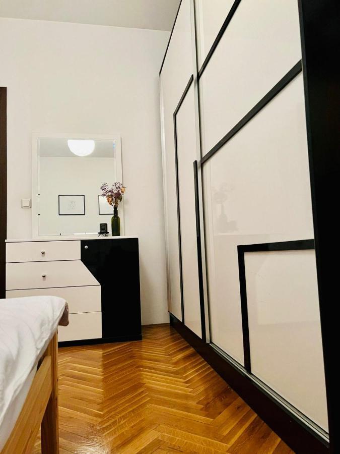 My Home In Prishtina - Spacious & Cozy 2Br Apartment With Balcony Pristina Exterior photo