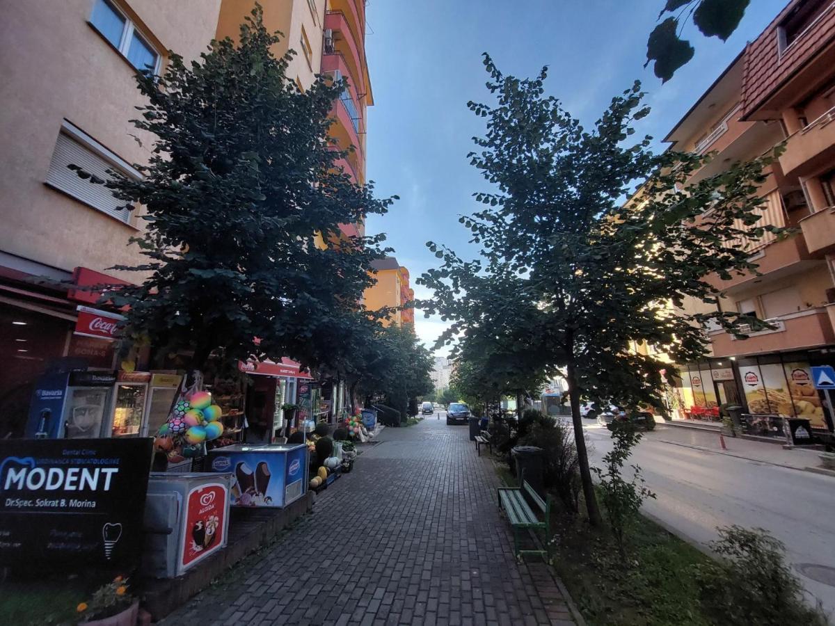 My Home In Prishtina - Spacious & Cozy 2Br Apartment With Balcony Pristina Exterior photo